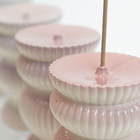 SINGA! "Red onion" CERAMIC INCENSE HOLDER お香立て インセンスホルダー