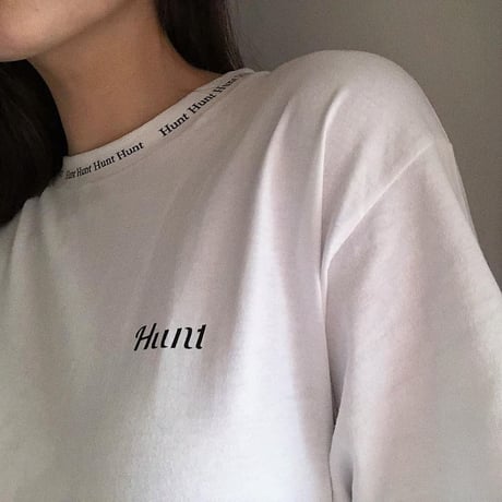 Hunt Tokyo "4 Hunt "Neck Print T-shirts