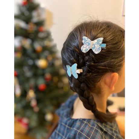 New!リバティ150th《Mサイズ》 butterfly clip  リバティ "Colleen's Orchard" Neon Coral 単品