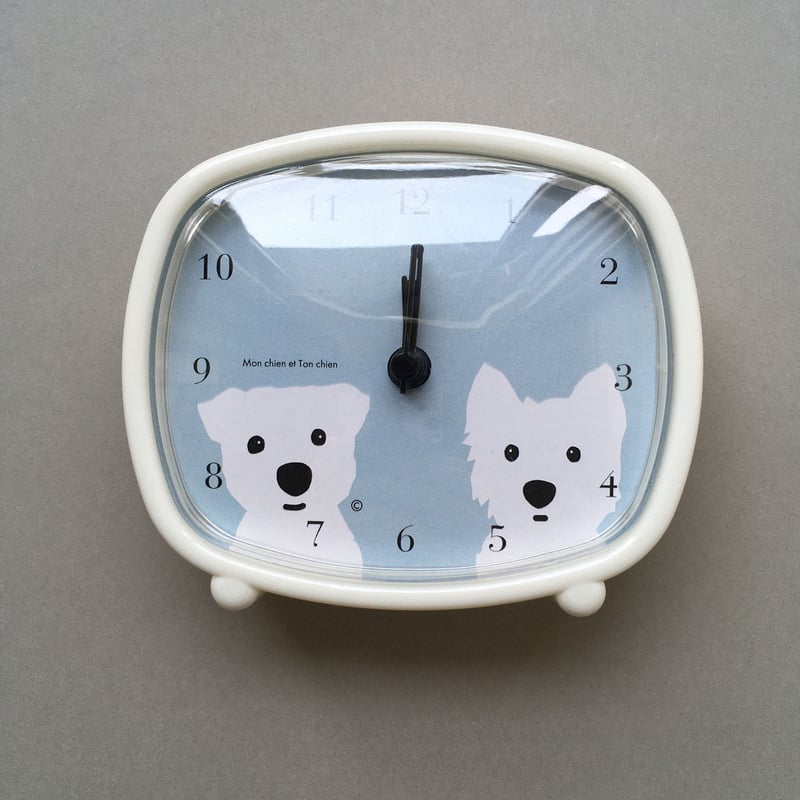 白ワンコ2人 目覚まし時計 | MON_TON /Mon chien et Ton chie