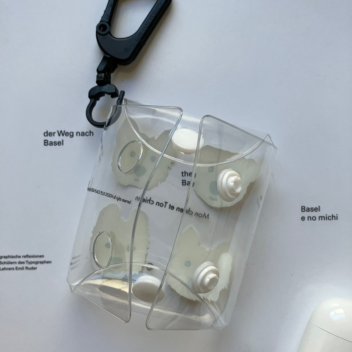 うちの子あの子カラビナ付きPVCマルチケース | MON_TON /Mon chien et