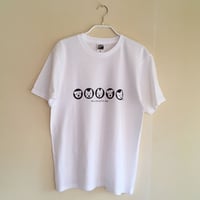 8周年SALE MensTシャツ ５人の白ワンコ