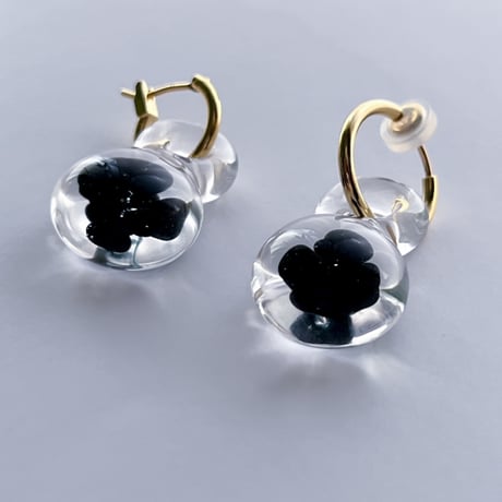 ◎予約◎Benjamin glass black flower hoop (pierce /earring)10月末頃お届け予定
