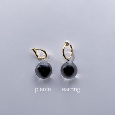 ◎予約◎Benjamin glass black flower hoop (pierce /earring)10月末頃お届け予定