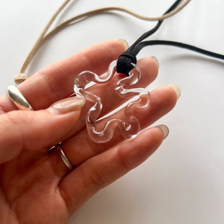◎予約◎Benjamin glass ameba flower necklace