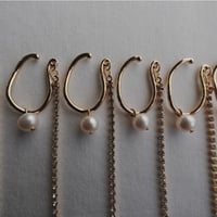 elegant pearl ear cuff