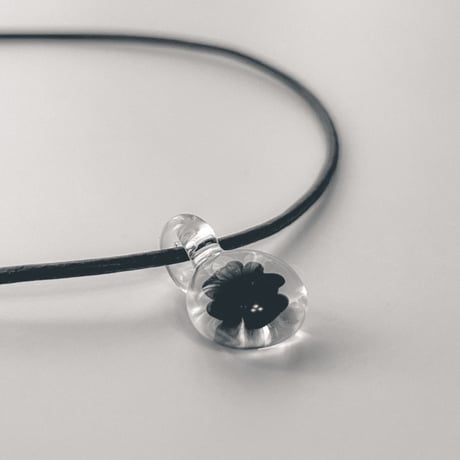 ◎予約◎Benjamin glass black flower choker necklace 10月中旬お届け予定