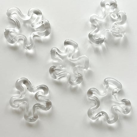 ◎予約◎Benjamin glass ameba flower necklace
