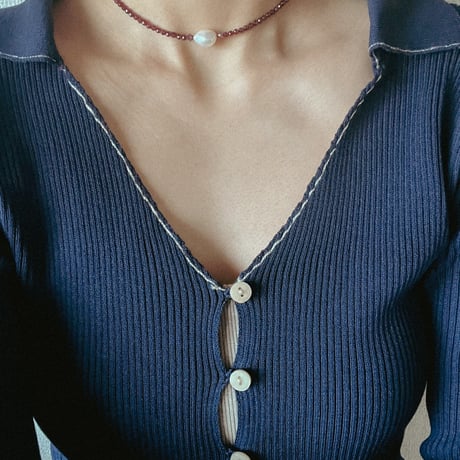 Point Pearl Choker（ガーネット）