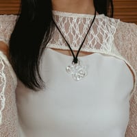 ◎予約◎Benjamin glass ameba flower necklace