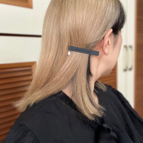 Slim hair clip (pearl)