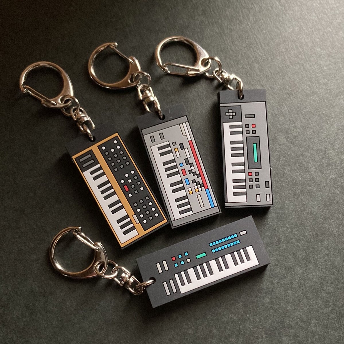 【新品】SIAM SHADE ラバーキーホルダー　４つセット fit=scale-down,w=1200