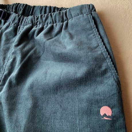Quiet sport/ Do Pants Cords 2023