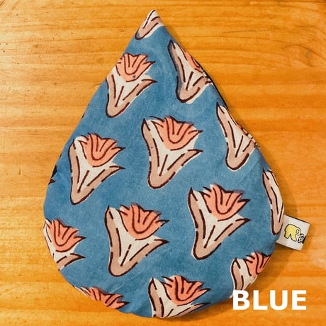 RomioRi × HOWLETT FARM・雫のハーブパッド　◉レンジであたためるハーブパッド"SHIZUKU"