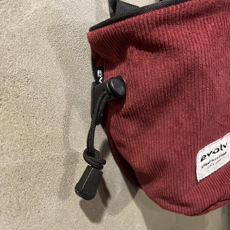 evolve コーデュロイ チョークバッグ