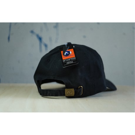 PINEAPPLE CAP - BLACK & GOLD