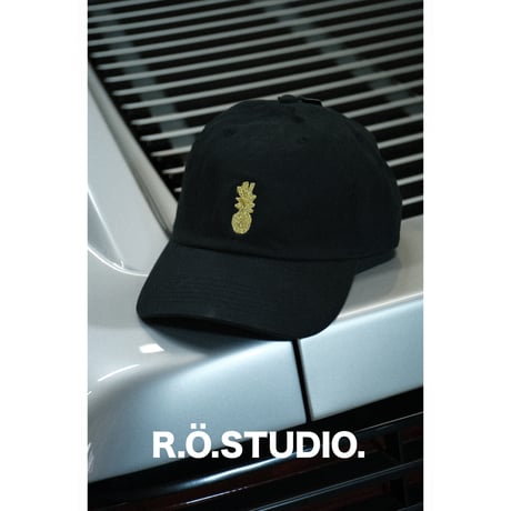 PINEAPPLE CAP - BLACK & GOLD