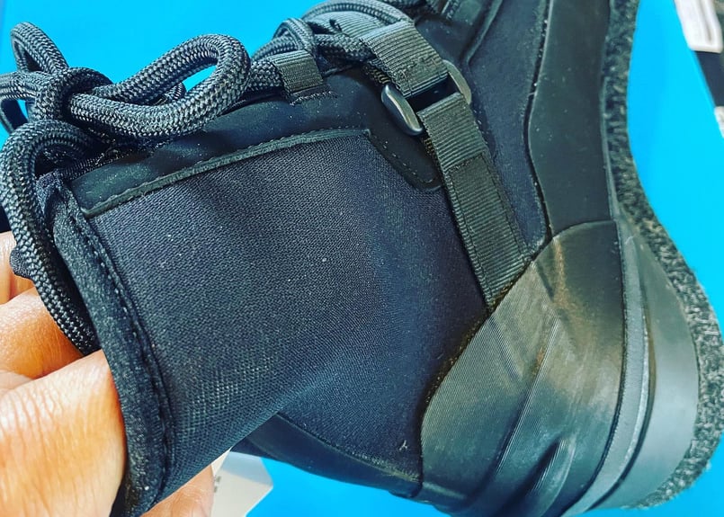 SHIMANO ロックショアウェットブーツ（ウォータードレインピンフェルト