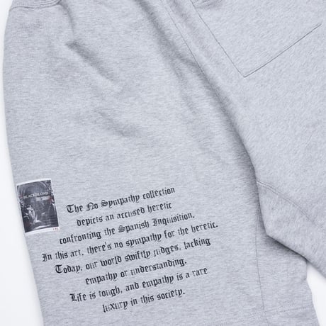 『BLACKBLOND』  crushed faith sweatshorts (Grey)