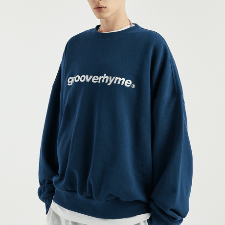 『GROOVE RHYME』 ベーシックロゴビッグオーバースウェットシャツ (Light Navy)
