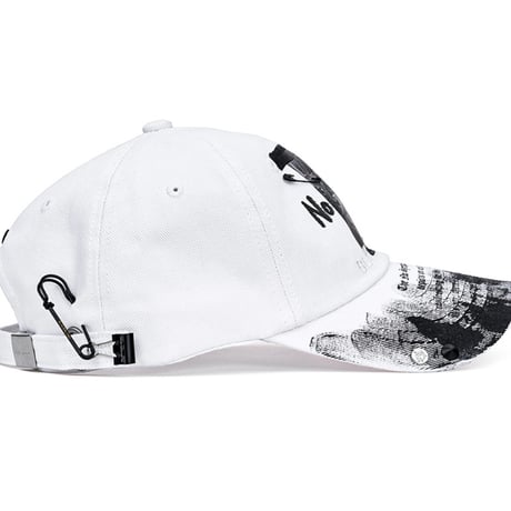 『BLACKBLOND』  no sympathy graffiti logo cap  (White)