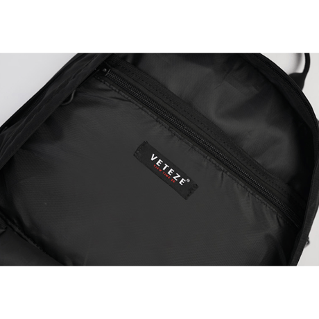 『VETEZE』 　トレッカーリュック (Black)