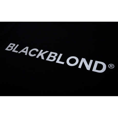 『BLACKBLOND』 　リフレクションクラシックスマイルロゴパーカー (Black)