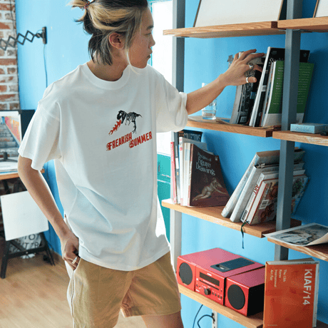 『FREAKISH BUILDING』  ルーベイタックショートパンツ (Beige)