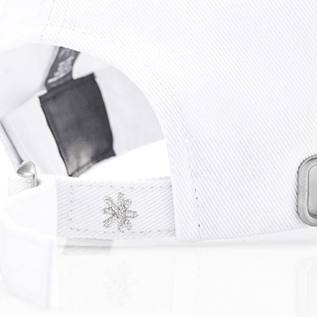 『BLACKBLOND』  スクリプトロゴキャップ (White)