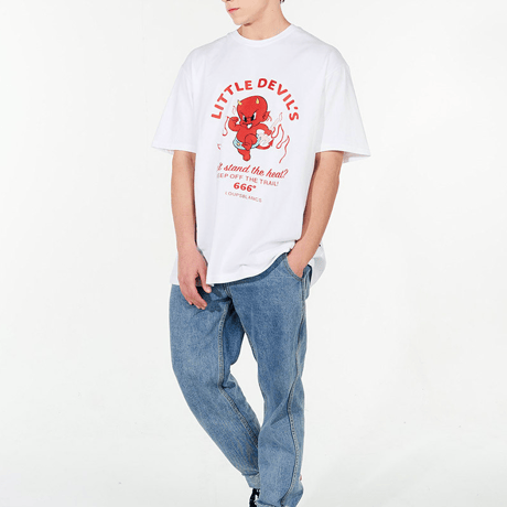 『LOUPS BLANCS』  Little Hot Stuff Ver.1 Oversize Half T-shirt  (White, Black)