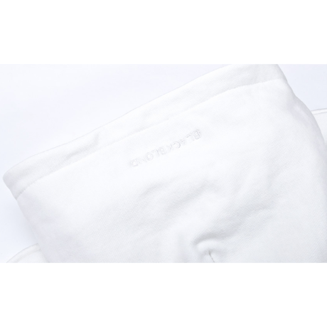 『BLACKBLOND』 　マジェスティックレフレクションロゴパーカー (White)
