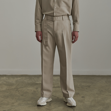 『BY.L 』 ベルトワンタックワイドスラックスパンツ (Sand Beige)