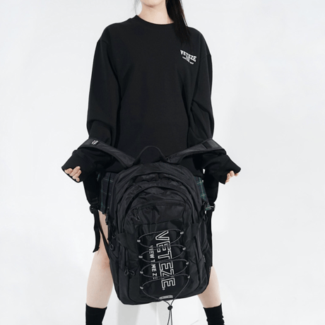 『VETEZE』 　デラックスリュック (Black)