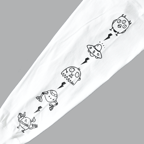 『FREAKISH BUILDING』 エイリアンフレンドポケットロングスリーブ Tシャツ (White)
