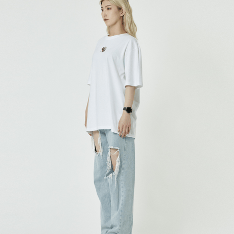 『CORUNU』  スクエアスターショートスリーブ Tシャツ (White)
