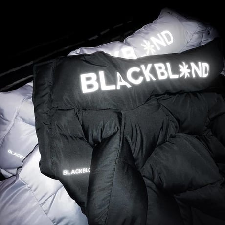 Blackblond Reflective Logo Oversize Short Padding (Black)