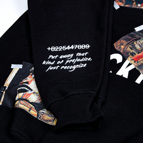 『BLACKBLOND』 　ブラックブロンドコレクションパーカー (Black)