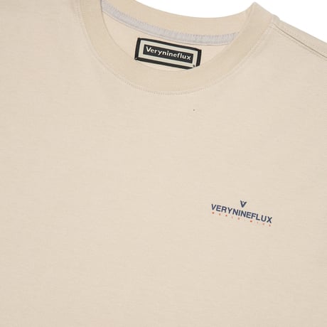 『Verynineflux』 ビハインド Tシャツ (Beige)