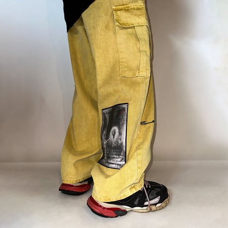 『BLACKBLOND』 　ザアパリションワイドデニムカーゴパンツ (Mustard)