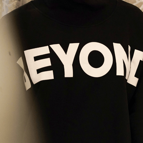 『LOUPS BLANCS』Beyond Turtle Neck (Black)