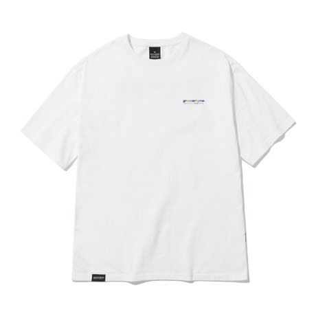 『grooverhyme』 　NYC ロケーションマルチカラー Tシャツ (White)