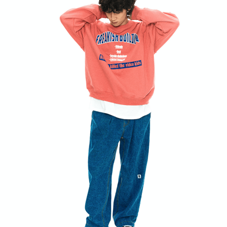 『FREAKISH BUILDING』 KONO SWEATSHIRTS (Coral Pink)