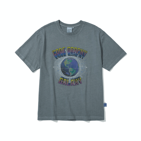 『Code:graphy』 　ピグメントダイイングギャラクシーロゴ Tシャツ (Charcoal)