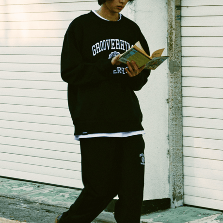 『grooverhyme』 ユニバーシティースウェットシャツ (Black)