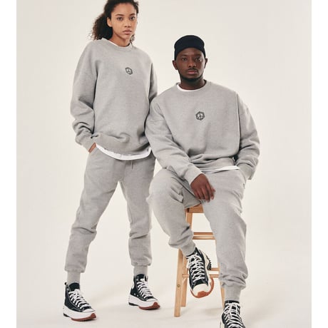 『PEACE OF ALL DAY』 　シンボルスウェットシャツ (Grey)