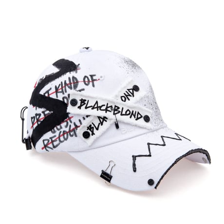 『BLACKBLOND』  オリジナルロゴキャップダーティーカスタムVER. (White)