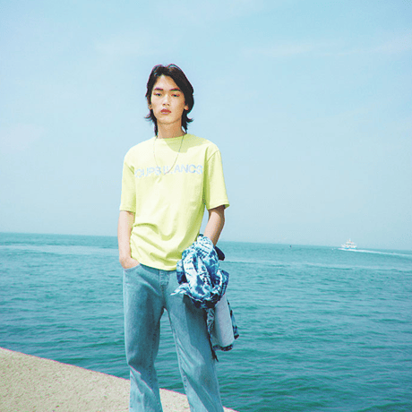 『LOUPS BLANCS』 ホログラムロゴ Tシャツ (Neon)