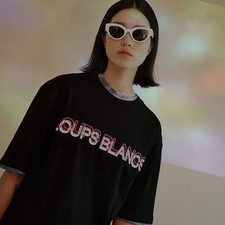 『LOUPS BLANCS』  ダブルロゴグラフィック半袖 Tシャツ (Black)
