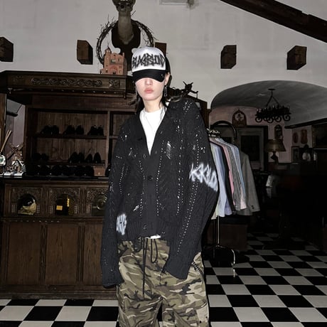 『BLACKBLOND』　vivid graffiti logo rip piercing knit cardigan (Black)