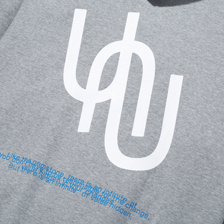 『CORUNU』  シグネチャーロゴパーカー (Grey)